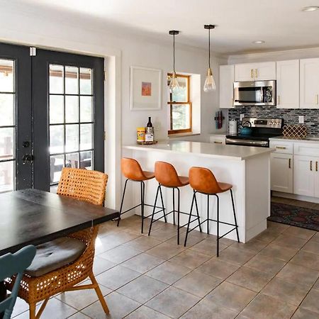Villa Hot Tub Charming & Chic Mountain Gem On Sleepy Creek Berkeley Springs Esterno foto