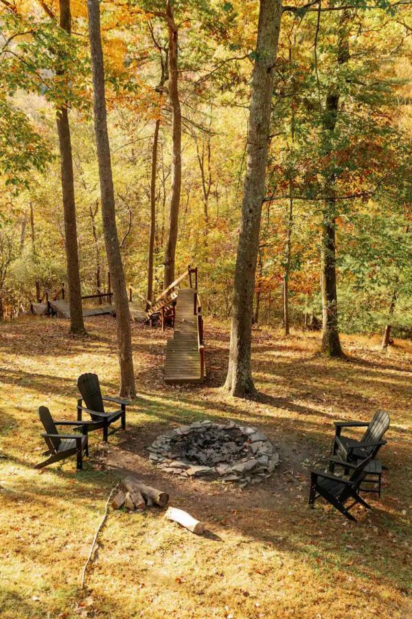 Villa Hot Tub Charming & Chic Mountain Gem On Sleepy Creek Berkeley Springs Esterno foto