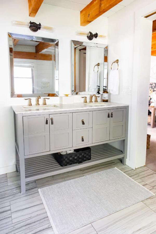 Villa Hot Tub Charming & Chic Mountain Gem On Sleepy Creek Berkeley Springs Esterno foto